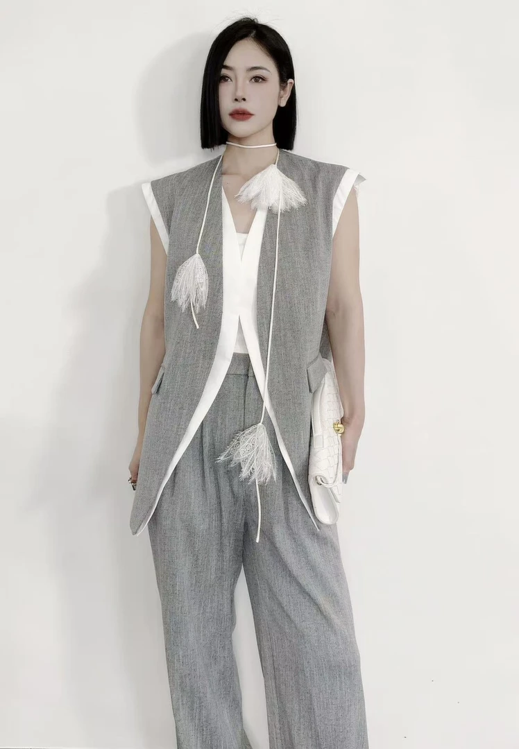 灰色马甲拼接蕾丝假两件马甲+长裤夏季百搭休闲时尚