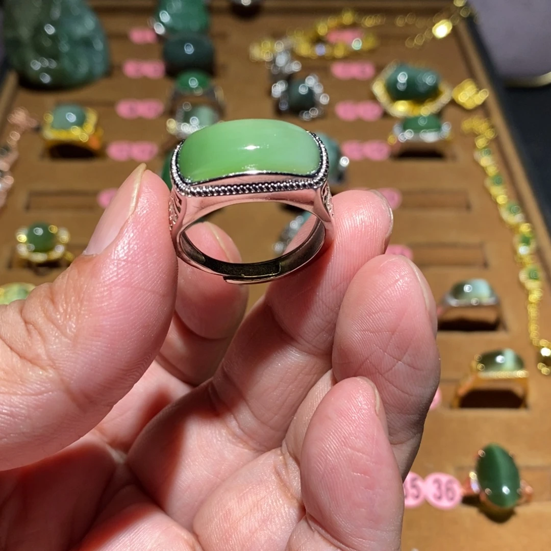 F***5和田玉（碧玉）未镶嵌戒指