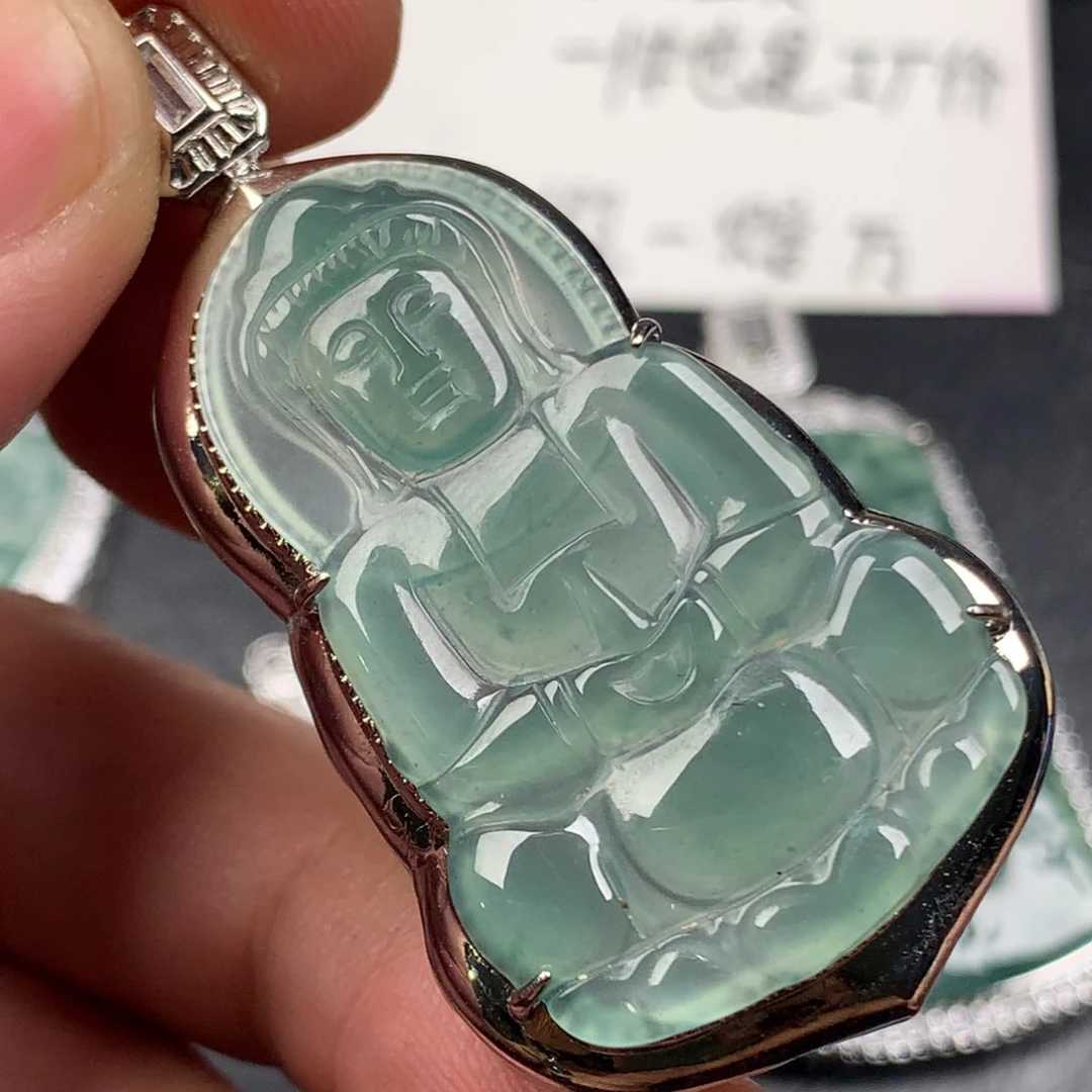颈饰未镶嵌翡翠观音
