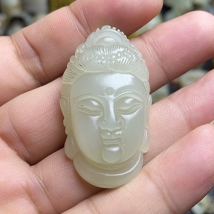 颈饰未镶嵌和田玉