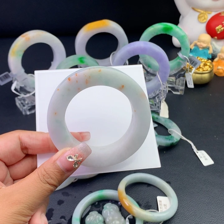 定制翡翠手镯未镶嵌