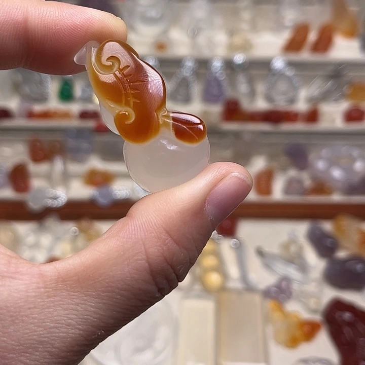 玛瑙/玉髓未镶嵌颈饰