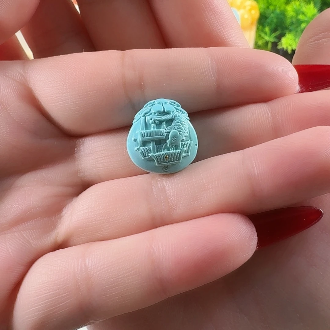 绿松石未镶嵌颈饰