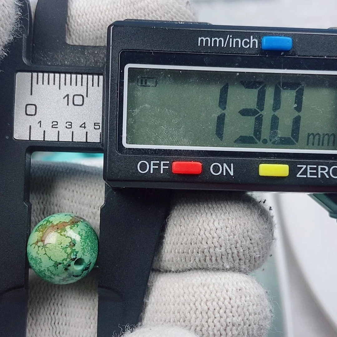 鑫****绿松石未镶嵌珠宝奇石