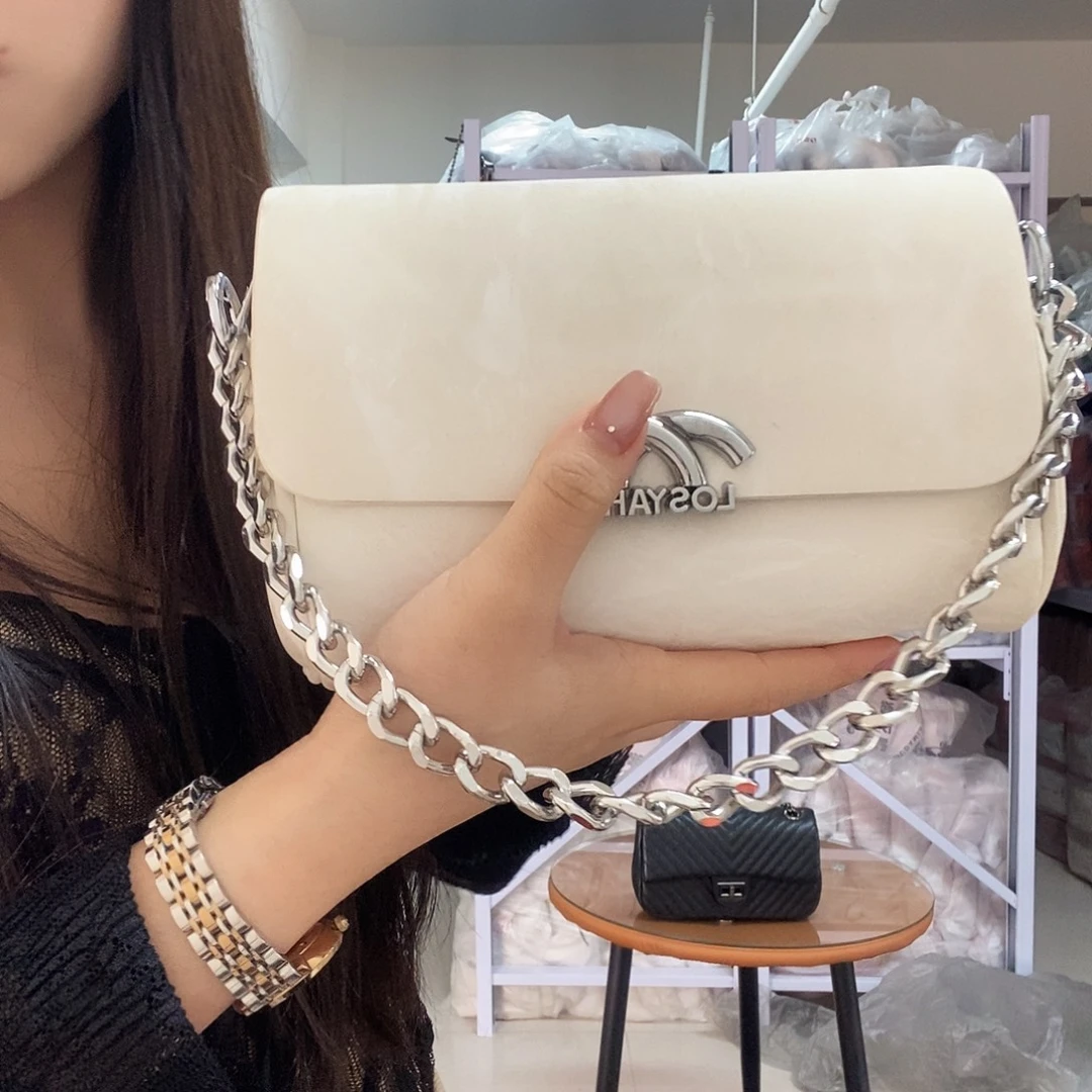 绵羊皮（革）牛皮（革）