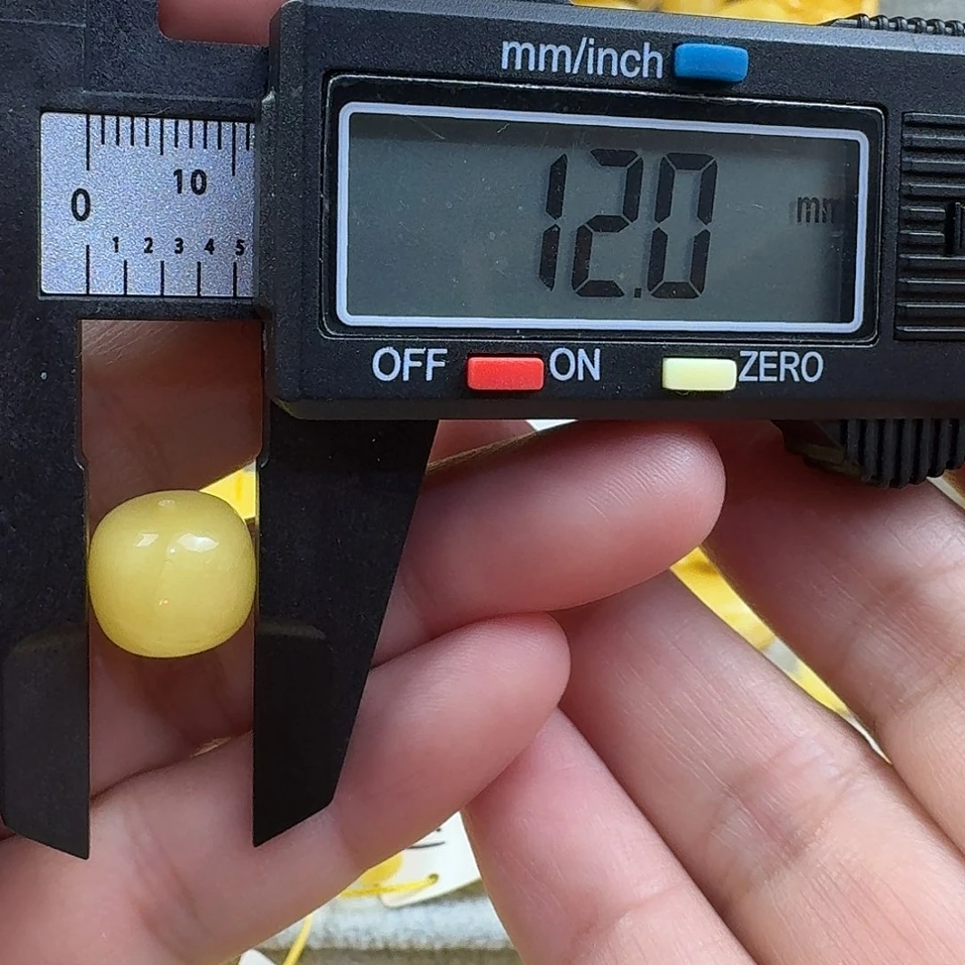 梦***场蜜蜡未镶嵌裸石21