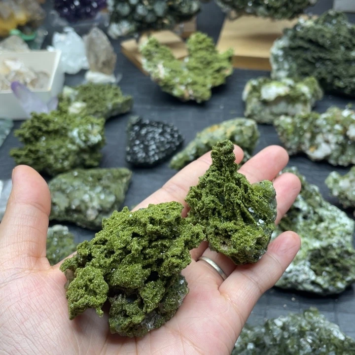 水晶珠宝半成品未镶嵌E**o绿帘