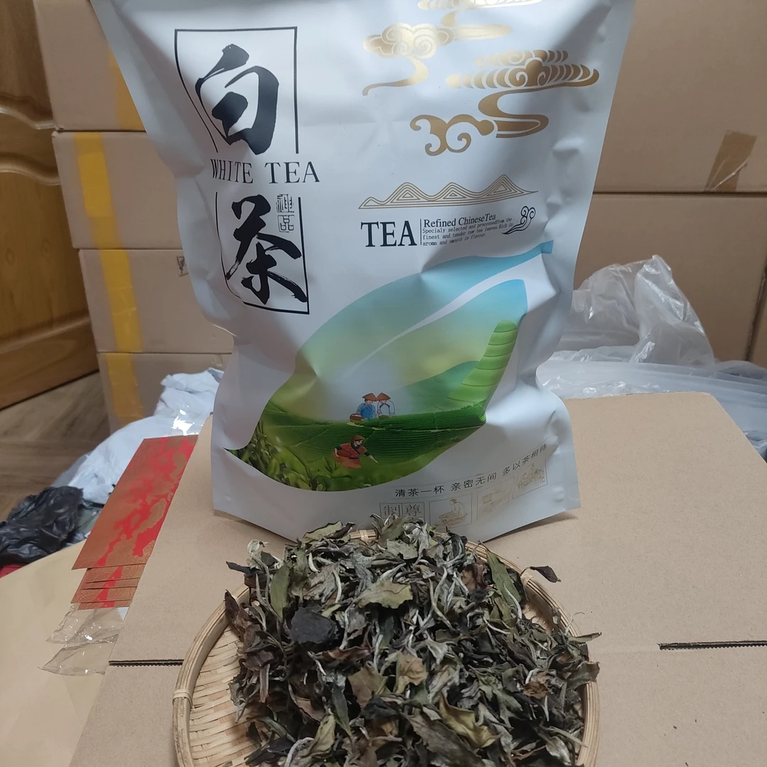 云南凤庆散装白茶