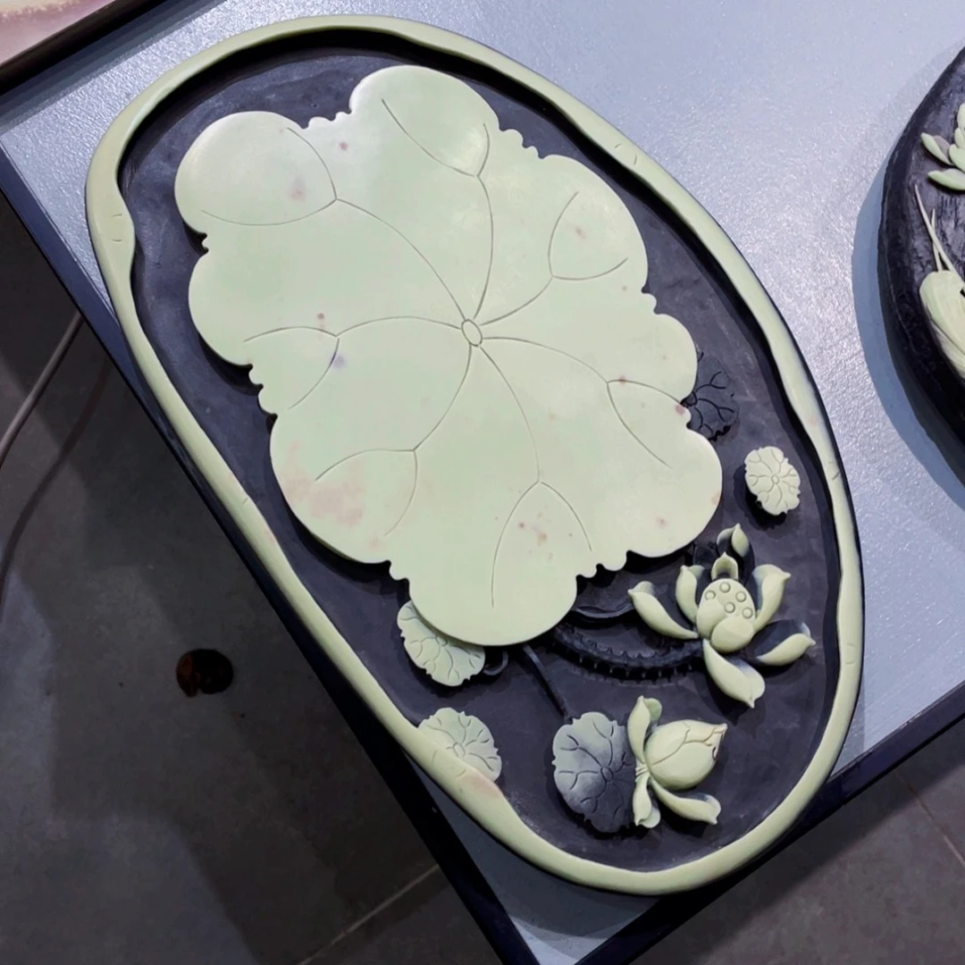 荷花干泡紫袍玉带石