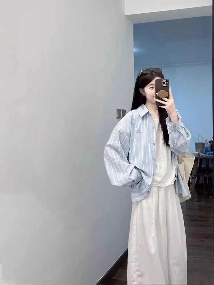 法式设计感小众2025新款宽松上衣蓝色条纹薄款防晒衬衫女春夏外套