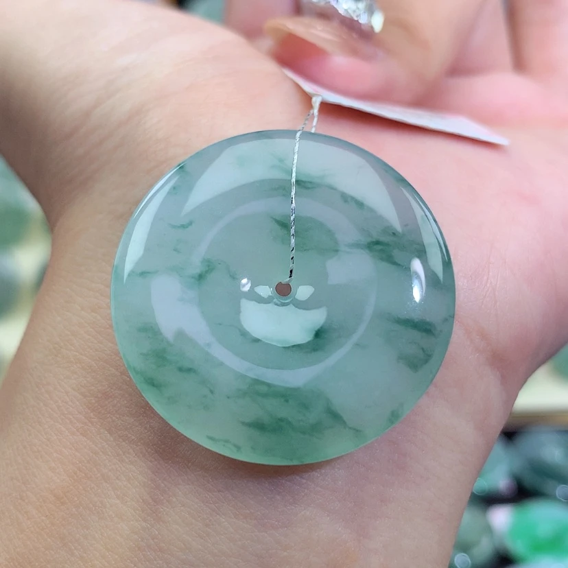 【闪购商品】翡翠未镶嵌吊坠(不含链)