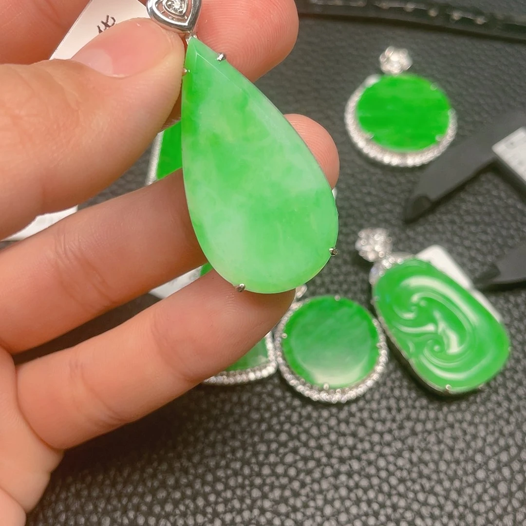 【闪购商品】翡翠吊坠(不含链)银S925镶嵌