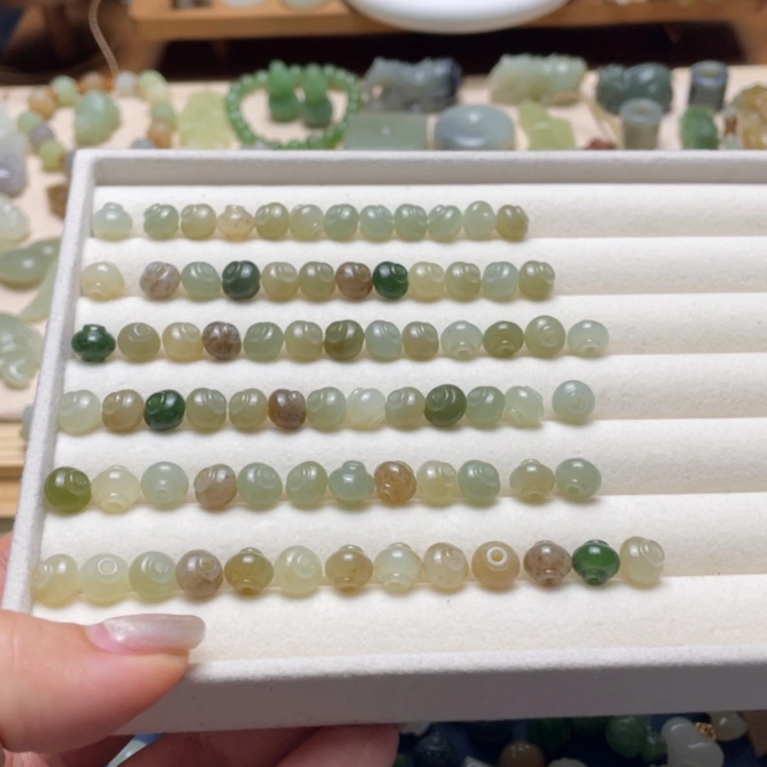 和田玉足银镶嵌吊坠(不含链)一颗