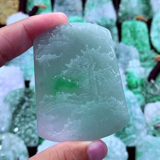 翡翠未镶嵌吊坠(不含链)