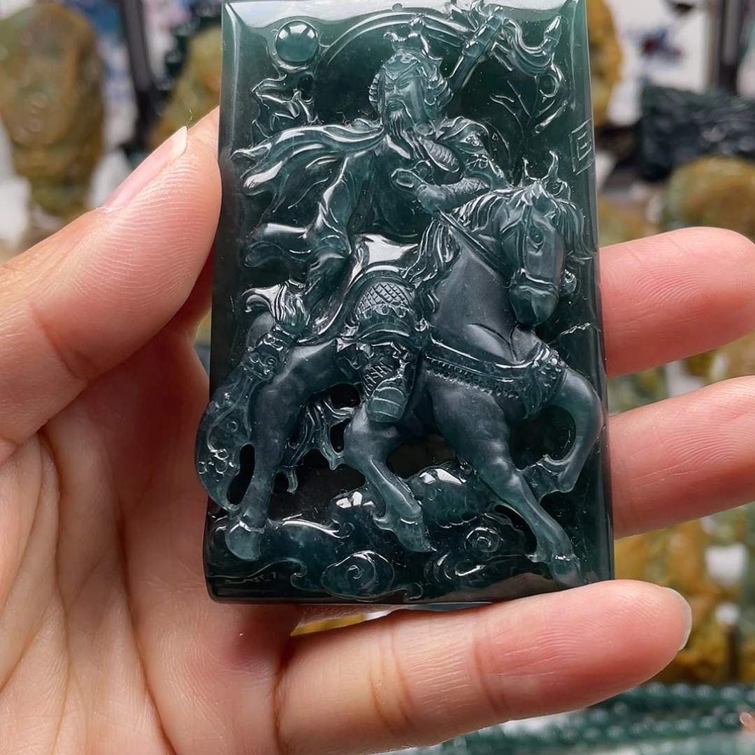 翡翠未镶嵌颈饰天然翡翠a货关公