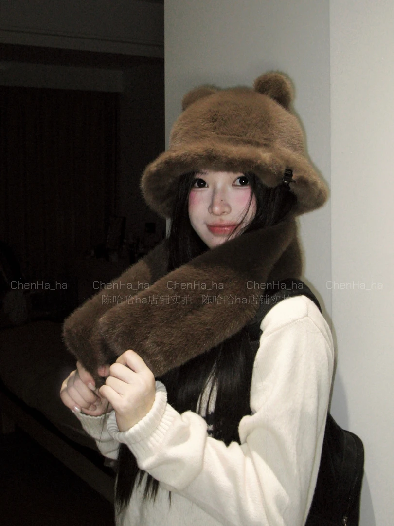 陈哈哈布朗小熊~毛绒绒皮毛一体渔夫帽子女冬季护颈保暖卡通围巾