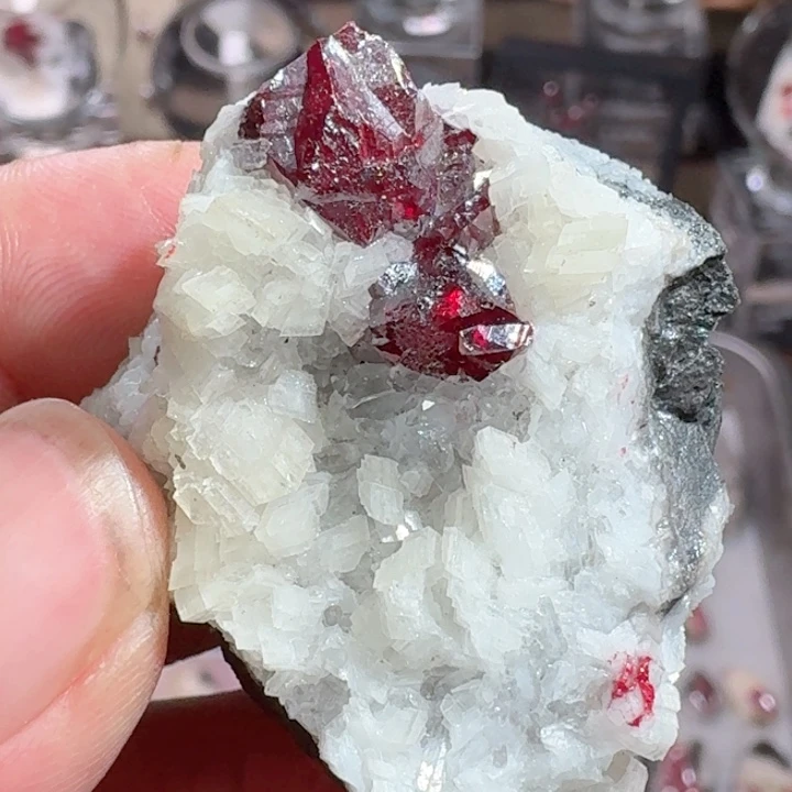 天然辰砂朱砂原。