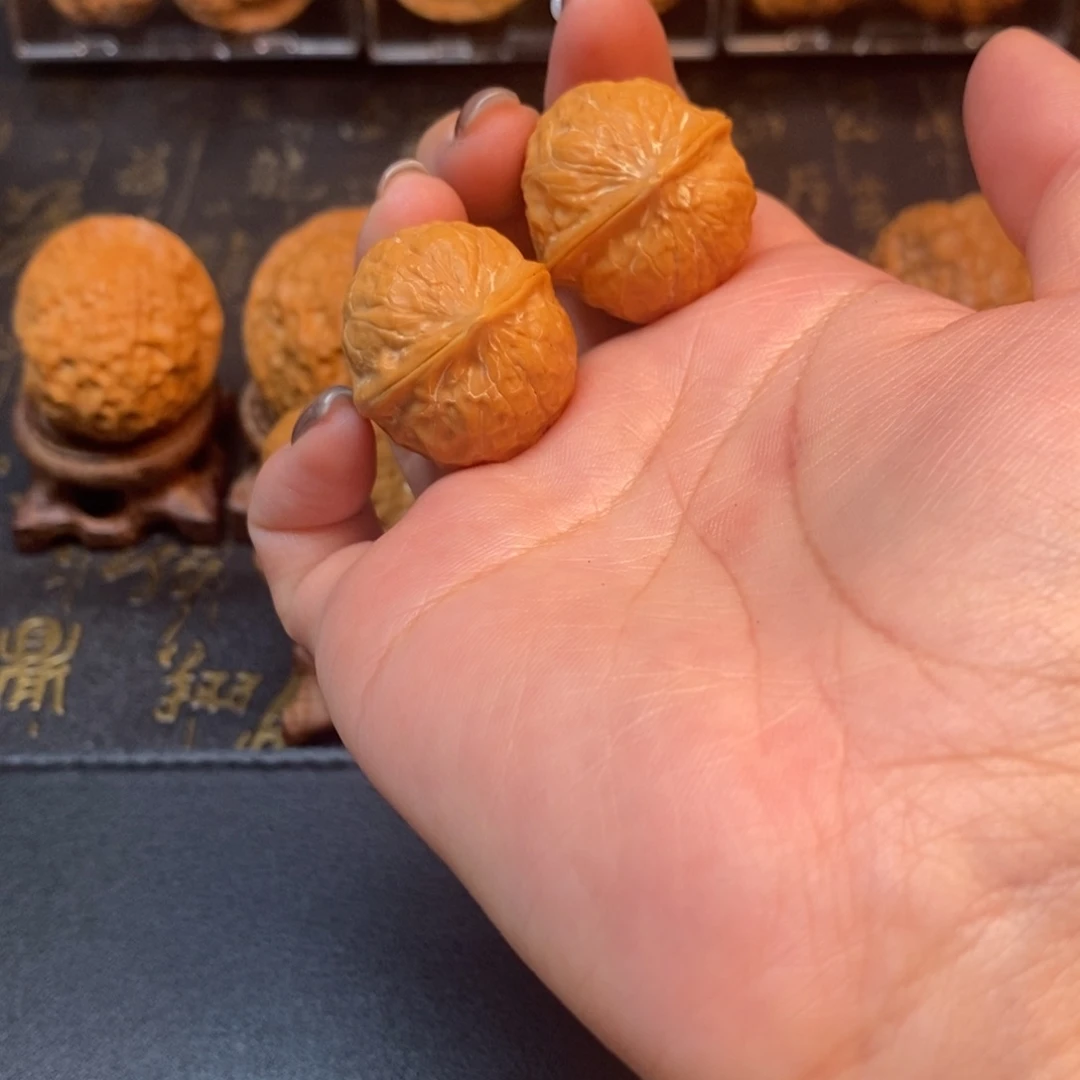文玩核桃吊坠小钢弹