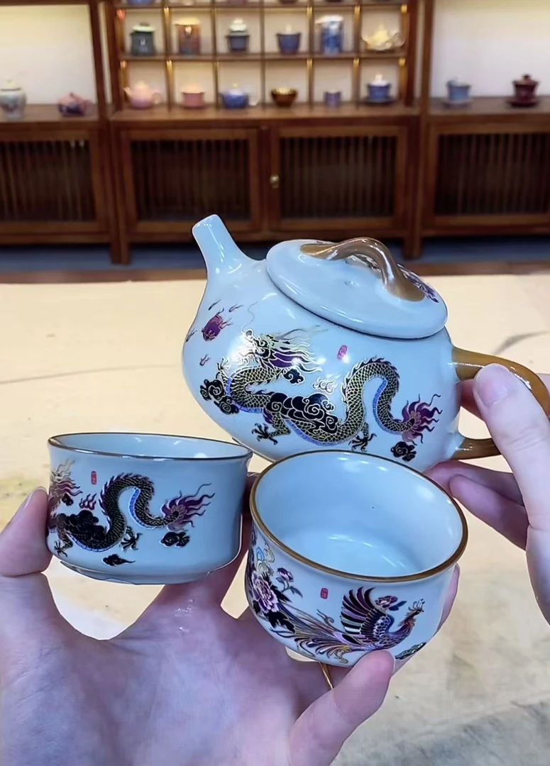 汝窑龙凤石瓢茶壶带二杯