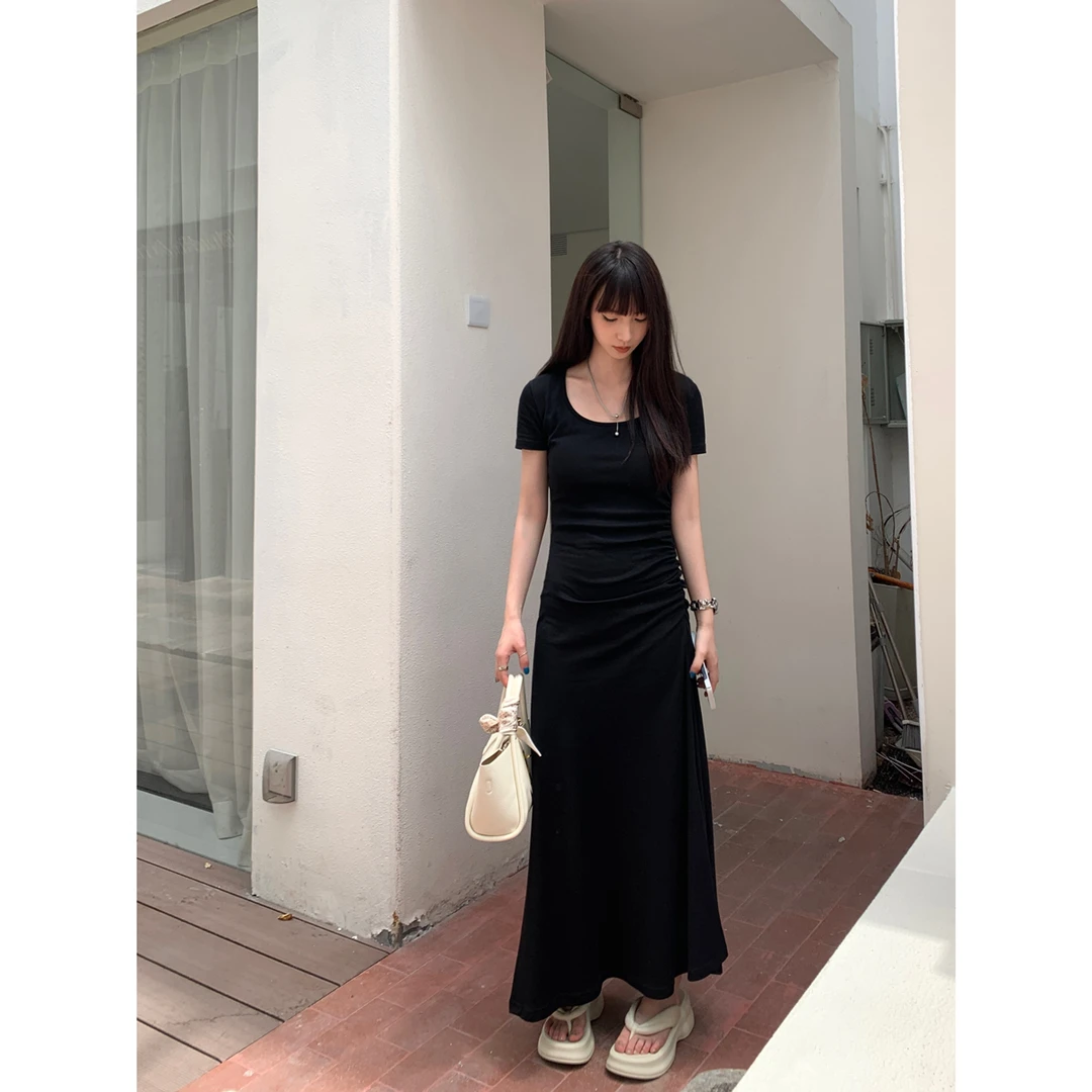 【清苍 漫游回忆】夏季气质温柔收腰包臀褶皱修身显瘦方领连衣裙