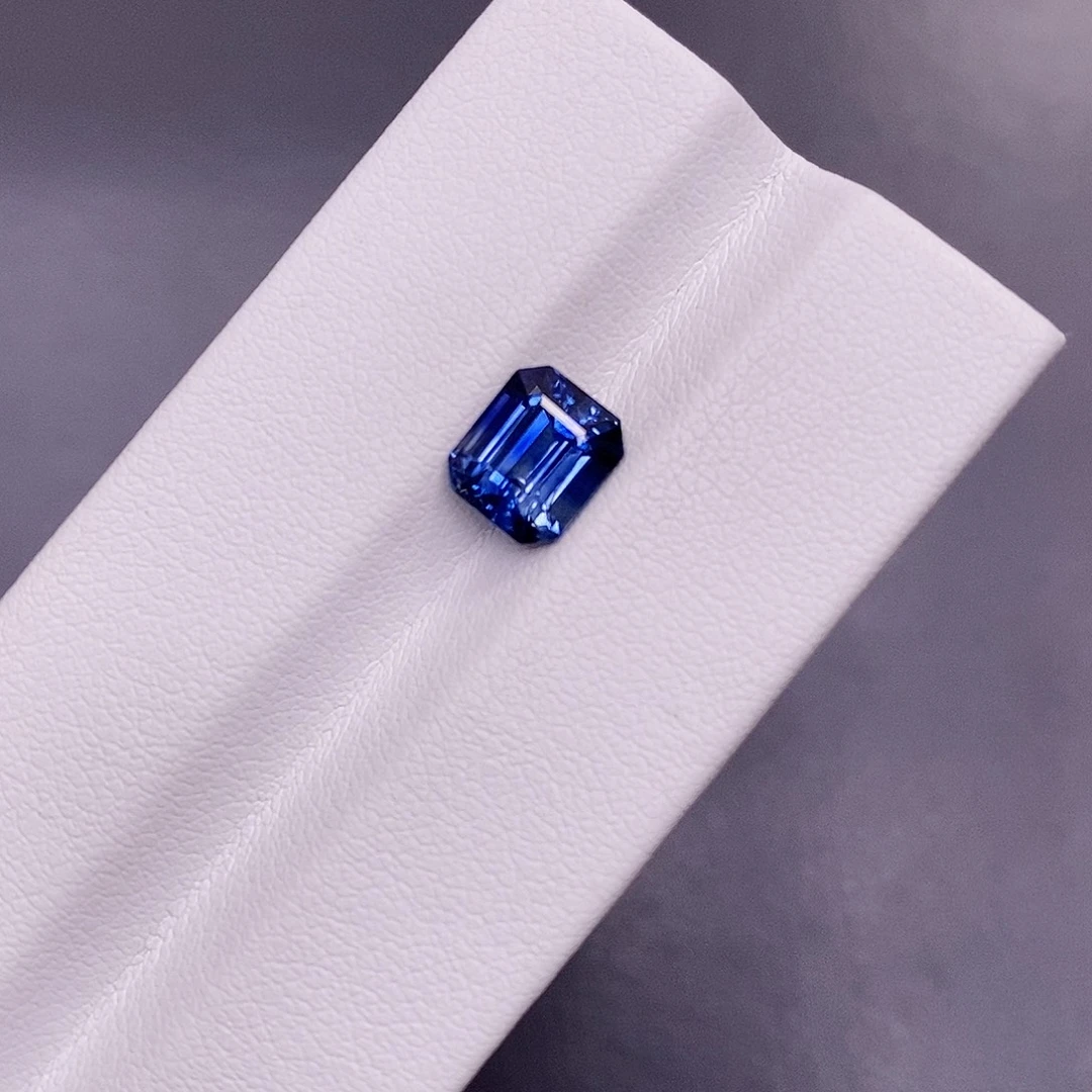 裸石蓝宝石2.2克拉