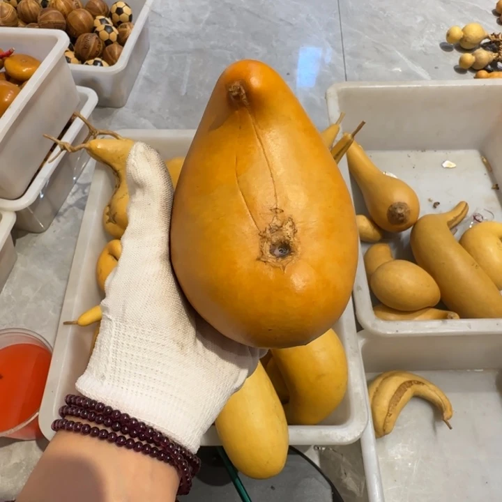 爱****人哈哈哈哈哈哈哈哈哈哈