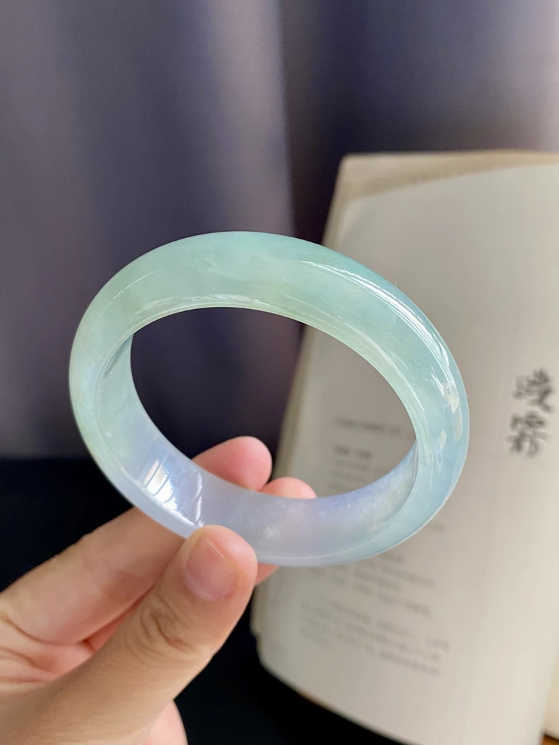 冰种冰透晴绿色宽版正圈时尚女士翡翠玉石手镯定金链接1w