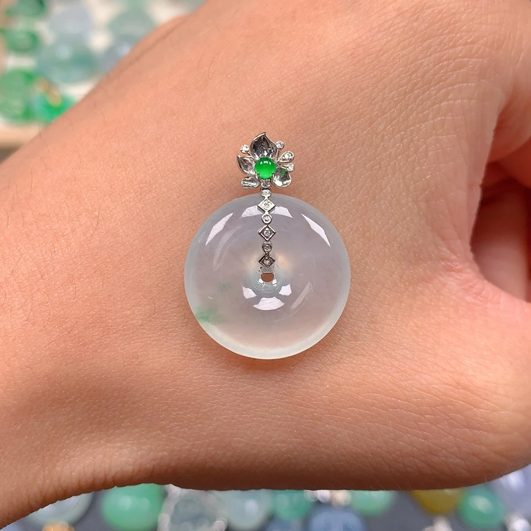 吊坠(赠链)18K金镶嵌翡翠