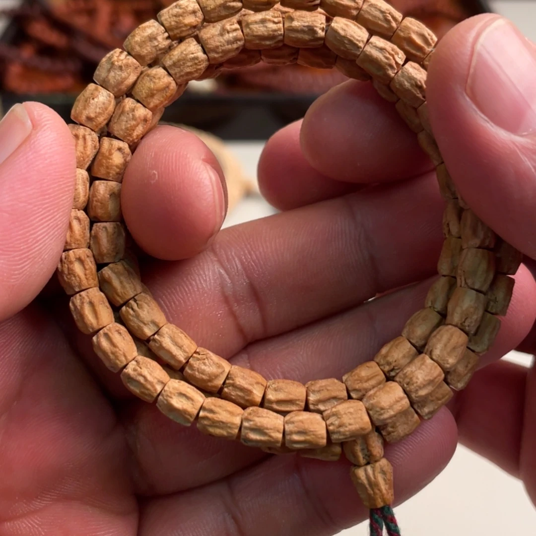 一***次柏香籽/百香籽吊坠