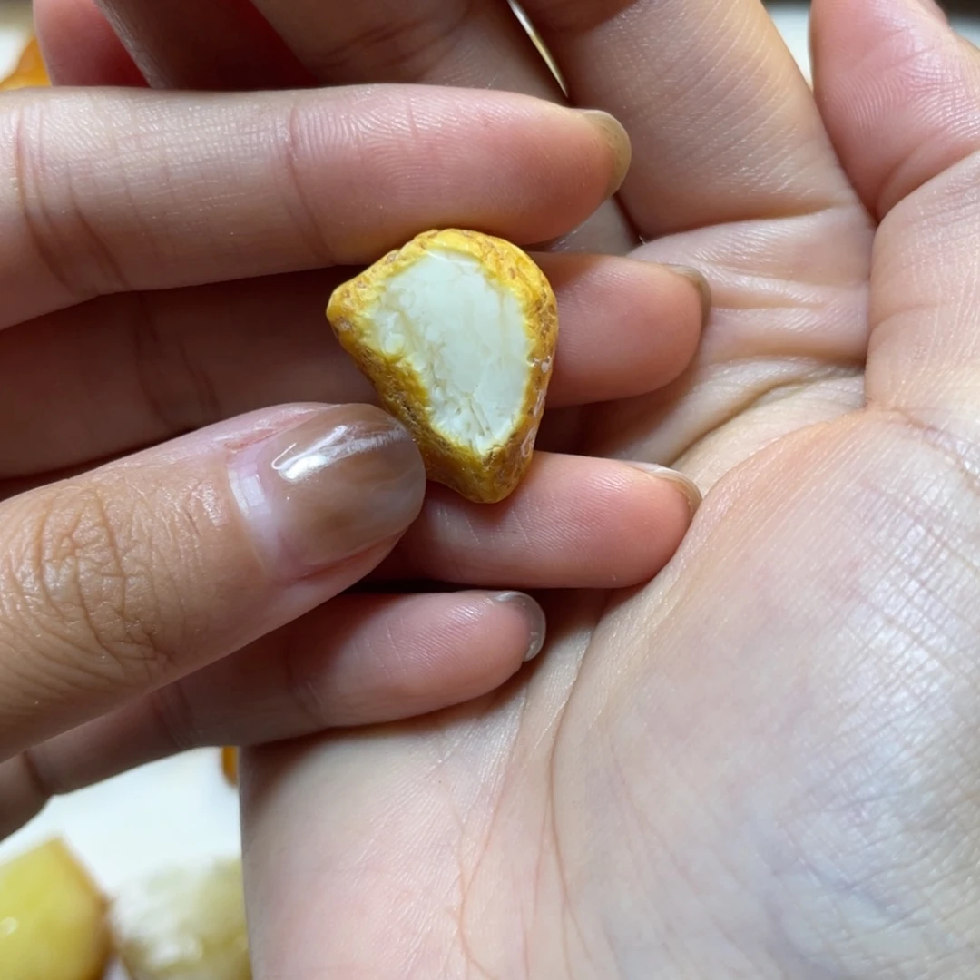 定制琥珀天然琥珀