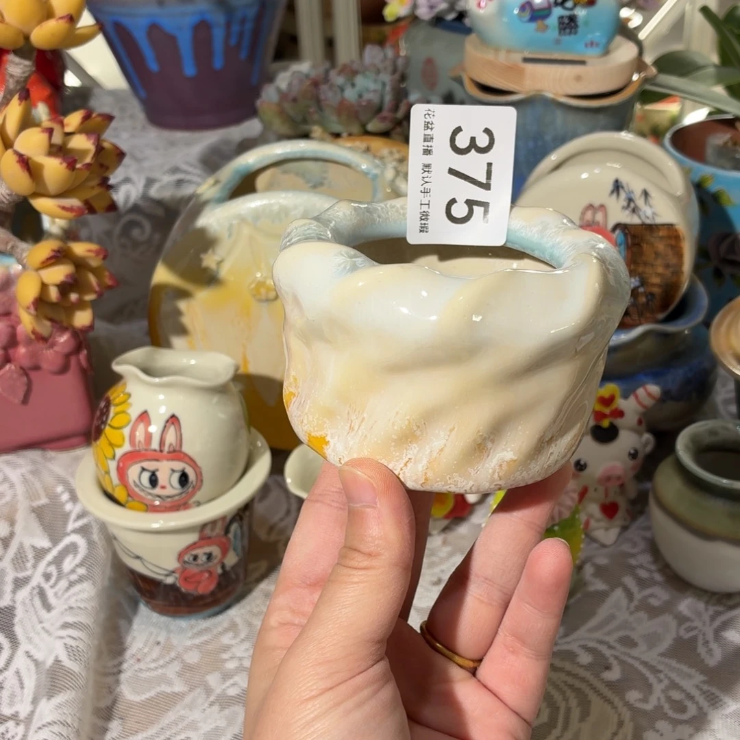 景德镇陶瓷花盆艺术