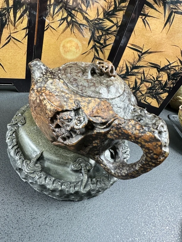 《贯龙壶》冰碛岩手工雕刻茶器