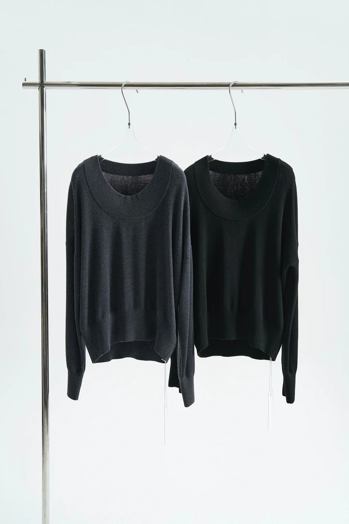 DT2小众设计感原创秋季新款纯色长袖U领百搭上衣5319303