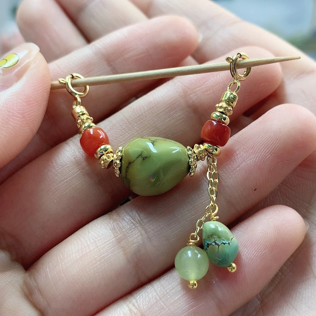 未镶嵌绿松石珠宝奇石