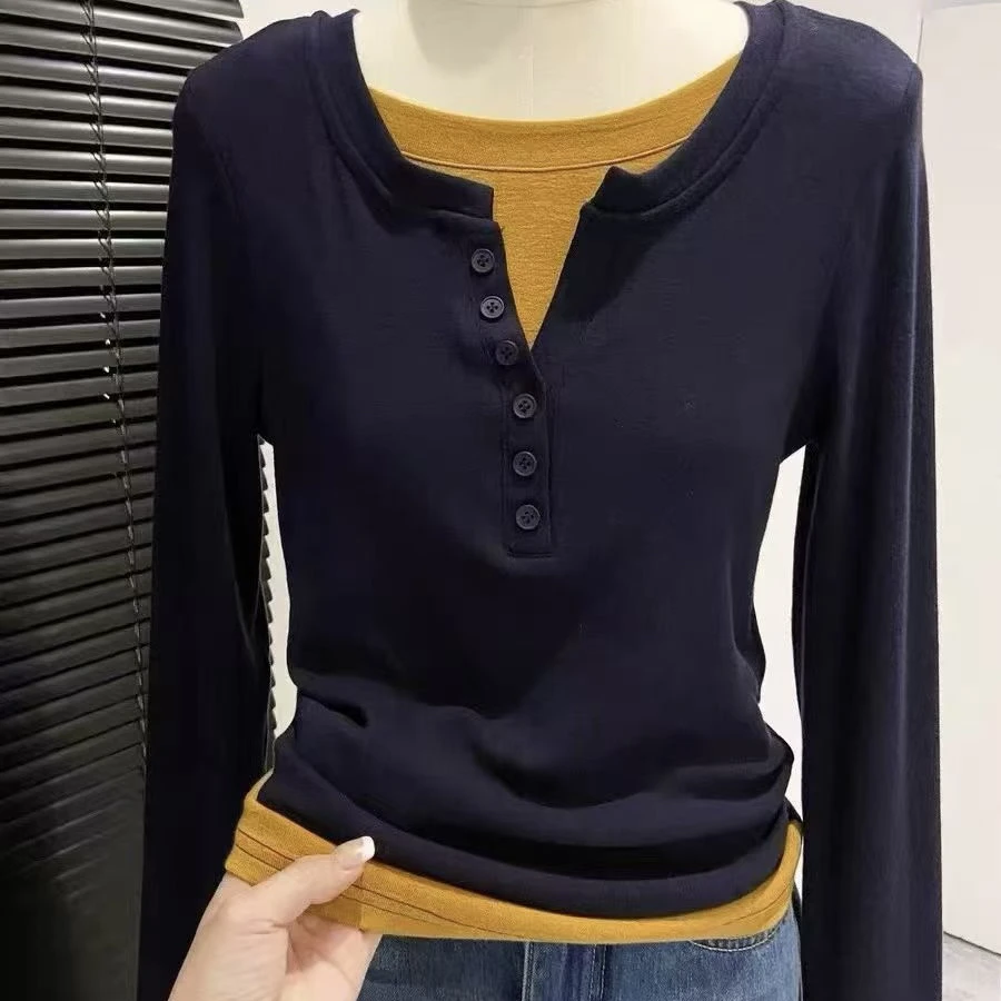 撞色拼接圆领假两件长袖t恤女2025早秋新款显瘦纽扣独特上衣