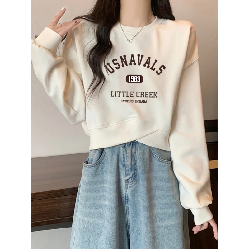 2025秋冬新款圆领套头卫衣女交叉短款不规则小个子设计感百搭上衣