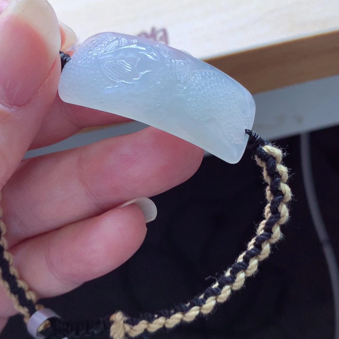 翡翠颈饰未镶嵌吊坠