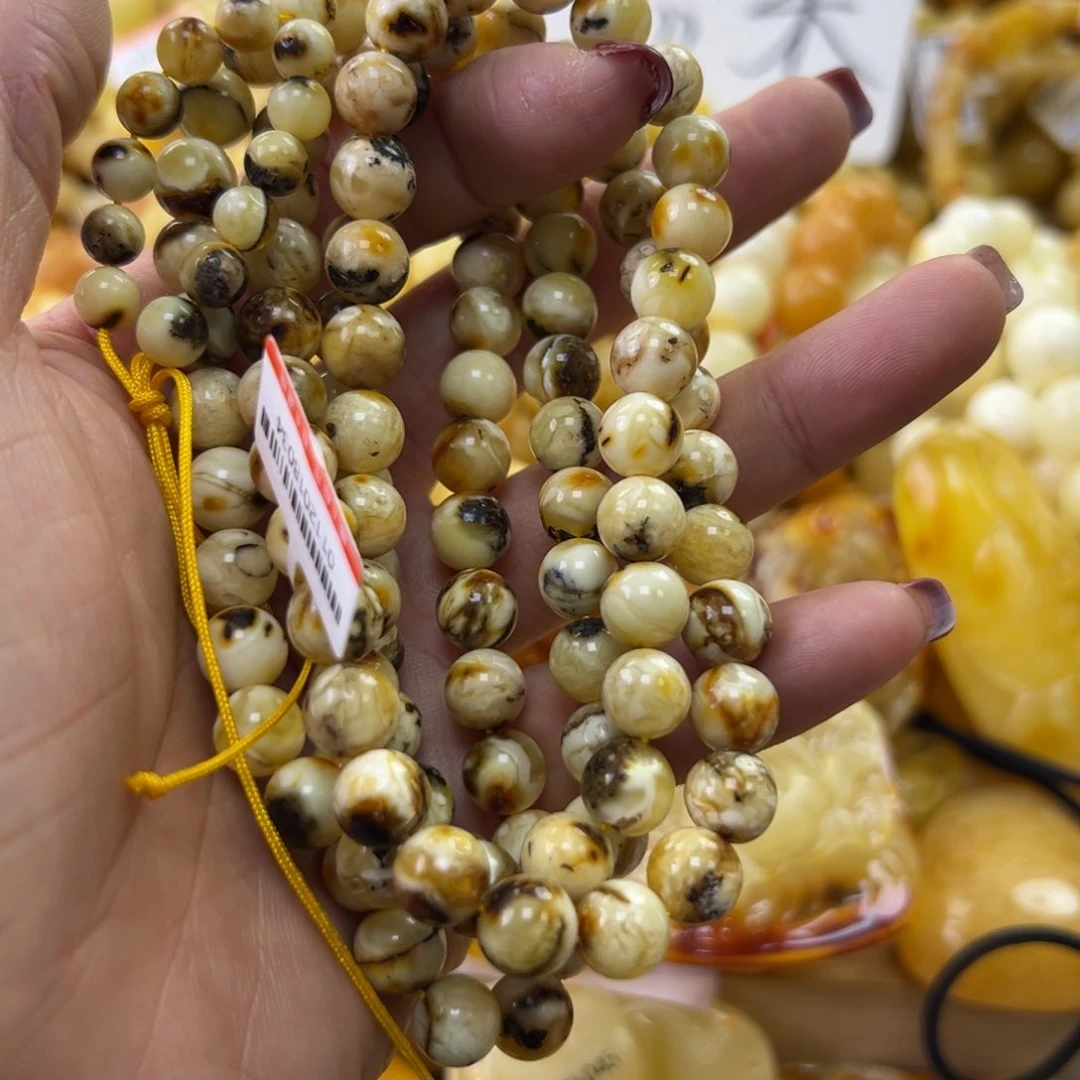 琥珀珠宝奇石未镶嵌