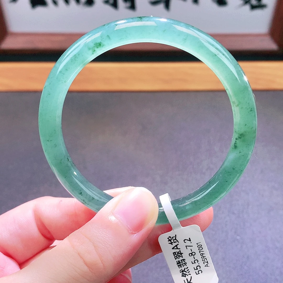翡翠未镶嵌手镯天然翡翠