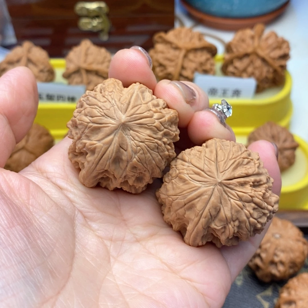 夏***秋文玩核桃把件787号暴雪一帆