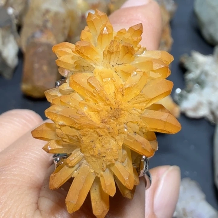未镶嵌珠宝半成品水晶