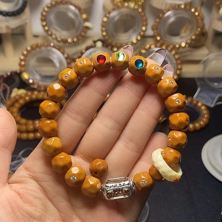 手串猴头核桃满标毕业玉化奶酪10mm➕配饰无售后闪购5