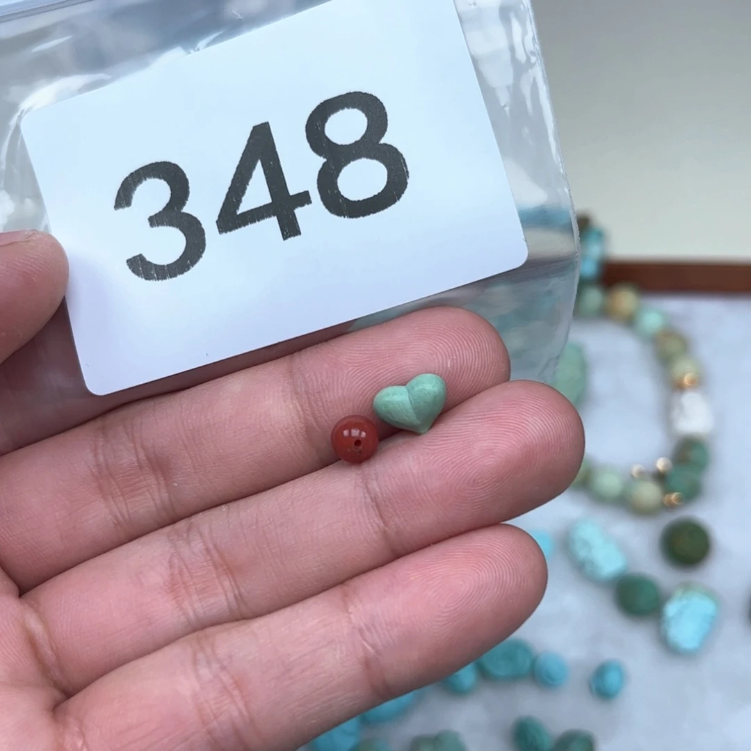 南红玛瑙未镶嵌珠宝奇石