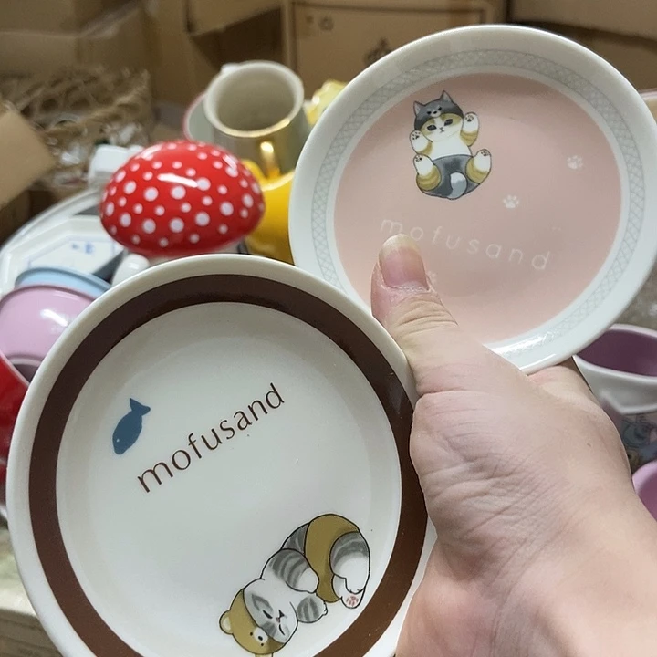 手工艺品玻璃微瑕卡通陶瓷便宜带走