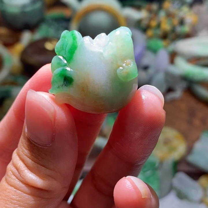 定制翡翠未镶嵌毛货