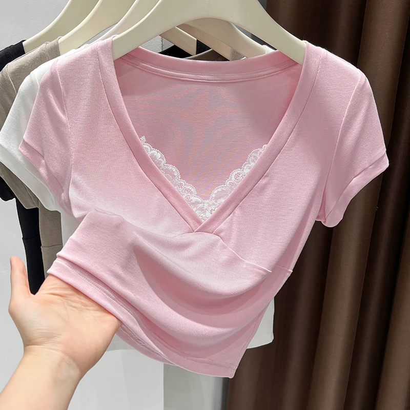 粉色甜美多巴胺蕾丝拼接V领短袖T恤女夏冰丝莫代尔打底衫针织上衣