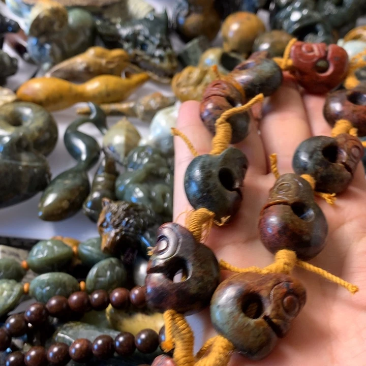 岫岩河磨玉（透闪石质玉）未镶嵌笔搁