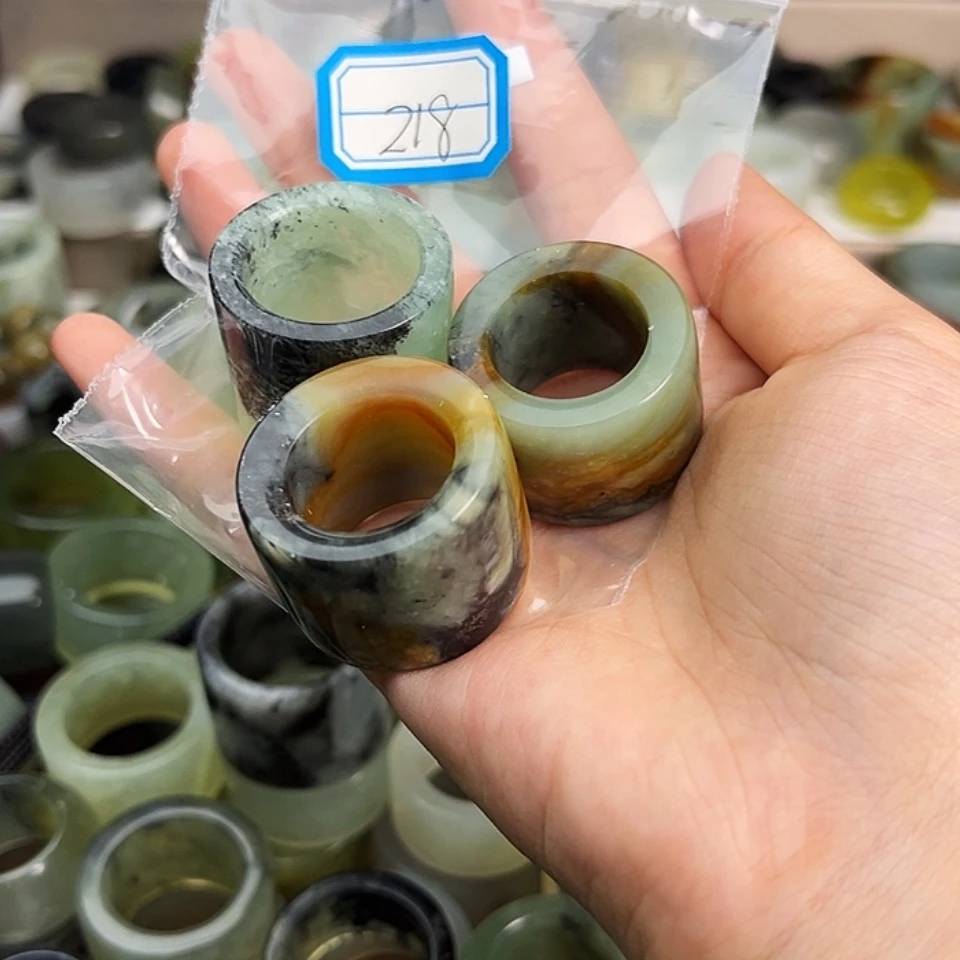 【闪购商品】蛇纹石玉未镶嵌戒指冯*波