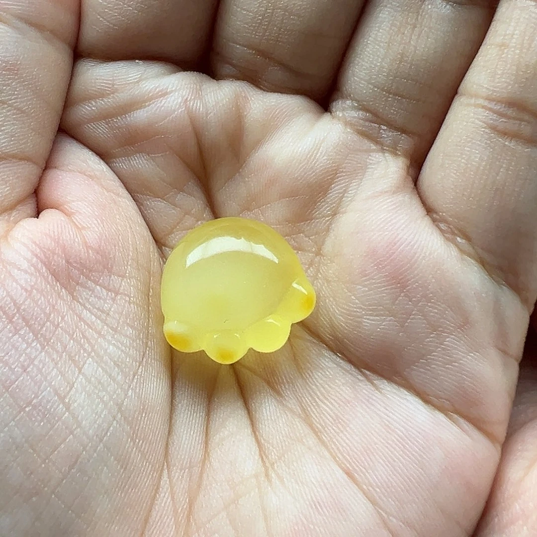 琥珀未镶嵌珠宝奇石熊掌打孔不退换