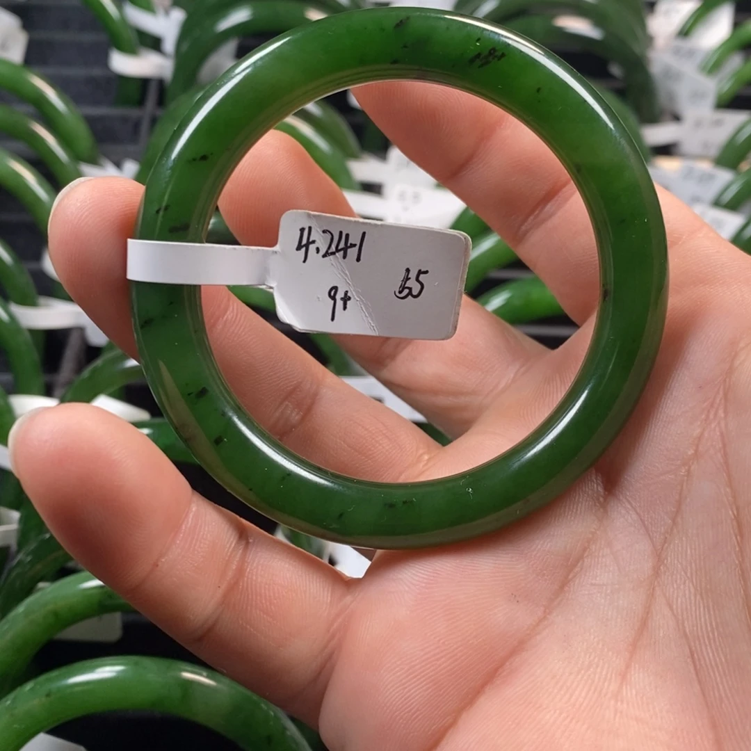 和田玉（碧玉）未镶嵌手镯55